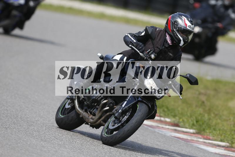 /Archiv-2024/17 01.05.2024 Speer Racing ADR/Schnuppertraining